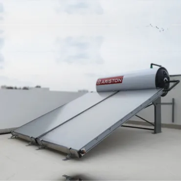 M&aacute;y nước n&oacute;ng năng lượng mặt trời Ariston 300 l&iacute;t chịu &aacute;p