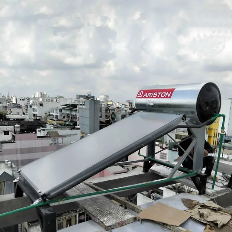 Máy nước nóng năng lượng mặt trời Ariston 150 lít chịu áp