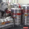Bồn nước inox Hwata 500 lít đứng có tem HT 500 và tem SUS 304 trên thân, đặt cạnh các bồn Hwata khác