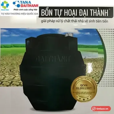 Bồn tự hoại Tân Á Đại Thành màu đen trên bìa catalog hãng (ảnh minh hoạ dòng hàng)