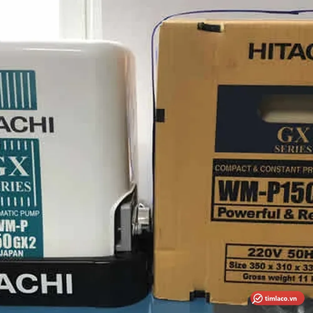 Máy bơm Hitachi WM-P150GX2 đặt cạnh hộp máy ghi 220V 50Hz
