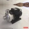 Máy bơm lưu lượng APP dòng SWO đầu bơm inox, động cơ đen, đặt trên nền gạch (ảnh minh hoạ dòng hàng)