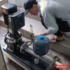 Cụm bơm trục đứng biến tần Adelino kèm bình tích áp và đồng hồ áp đang được lắp đặt (ảnh minh hoạ dòng hàng)