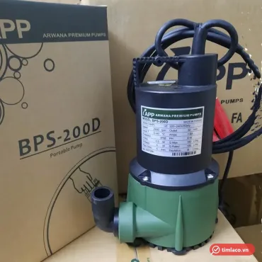 Máy bơm chìm APP BPS-200D vỏ động cơ đen, buồng bơm xanh, cạnh hộp in mã BPS-200D