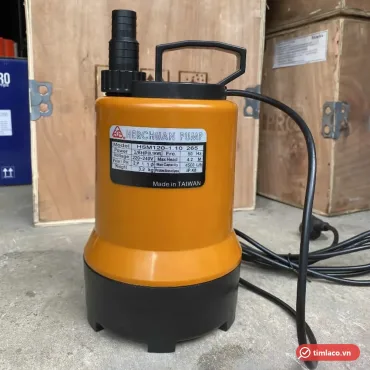 Máy bơm chìm HSM120-1.10 265 vỏ cam đế đen, có quai xách và đầu xả nối ống mềm
