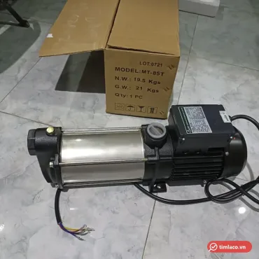 Máy bơm đa tầng cánh APP MT-85T 3HP 380V, buồng bơm inox nằm ngang, cạnh thùng máy ghi MODEL MT-85T