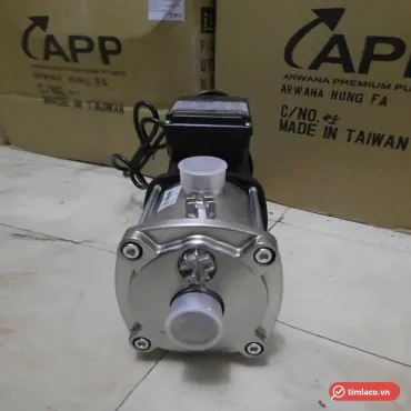Đầu bơm inox của máy bơm đa tầng cánh APP dòng MTS nhìn chính diện, hộp điện phía sau (ảnh minh hoạ dòng hàng)