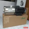 Máy bơm đa tầng cánh inox APP MTS-164T 5HP 380V, nhãn MTS-164T trên buồng bơm, đặt trên thùng máy APP