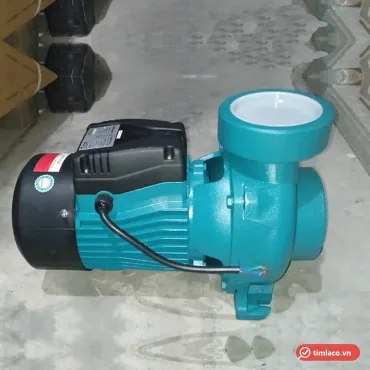 Máy bơm ly tâm Lepono dòng ACm họng lớn, thân màu xanh ngọc, đặt trong kho (ảnh minh hoạ dòng hàng)