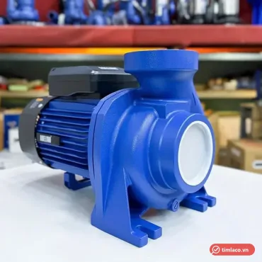 Máy bơm lưu lượng Adelino thân xanh, họng xả lớn, nhãn Adelino trên motor (ảnh minh hoạ dòng hàng)