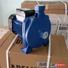 Máy bơm đĩa Adelino thân xanh đặt trên thùng hàng Adelino (ảnh minh hoạ dòng hàng)