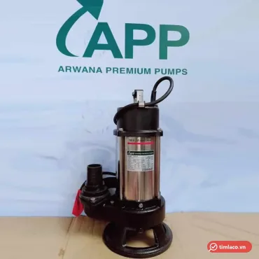 Máy bơm nước thải chìm APP dòng DSK thân inox, đế gang, đặt trước phông logo APP (ảnh minh hoạ dòng hàng)