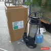 Máy bơm chìm nước thải Maro MRm250F thân inox, kèm phao điện, bên cạnh thùng hàng in MRm 250F