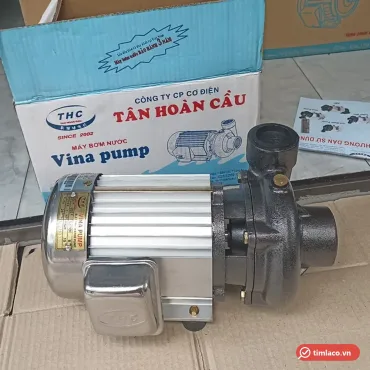 Máy bơm lưu lượng Tân Hoàn Cầu Vina Pump VN-750 1HP đặt trên hộp Vina Pump