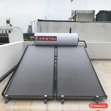M&aacute;y nước n&oacute;ng năng lượng mặt trời Ariston hai tấm thu phẳng lắp tr&ecirc;n s&acirc;n thượng (ảnh minh hoạ d&ograve;ng h&agrave;ng)