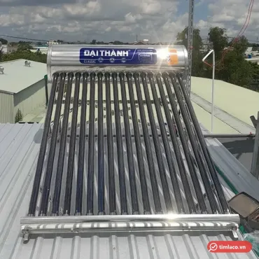Máy nước nóng năng lượng mặt trời Đại Thành Classic 180 lít 18 ống lắp trên mái tôn, nhãn Đại Thành Classic trên bình