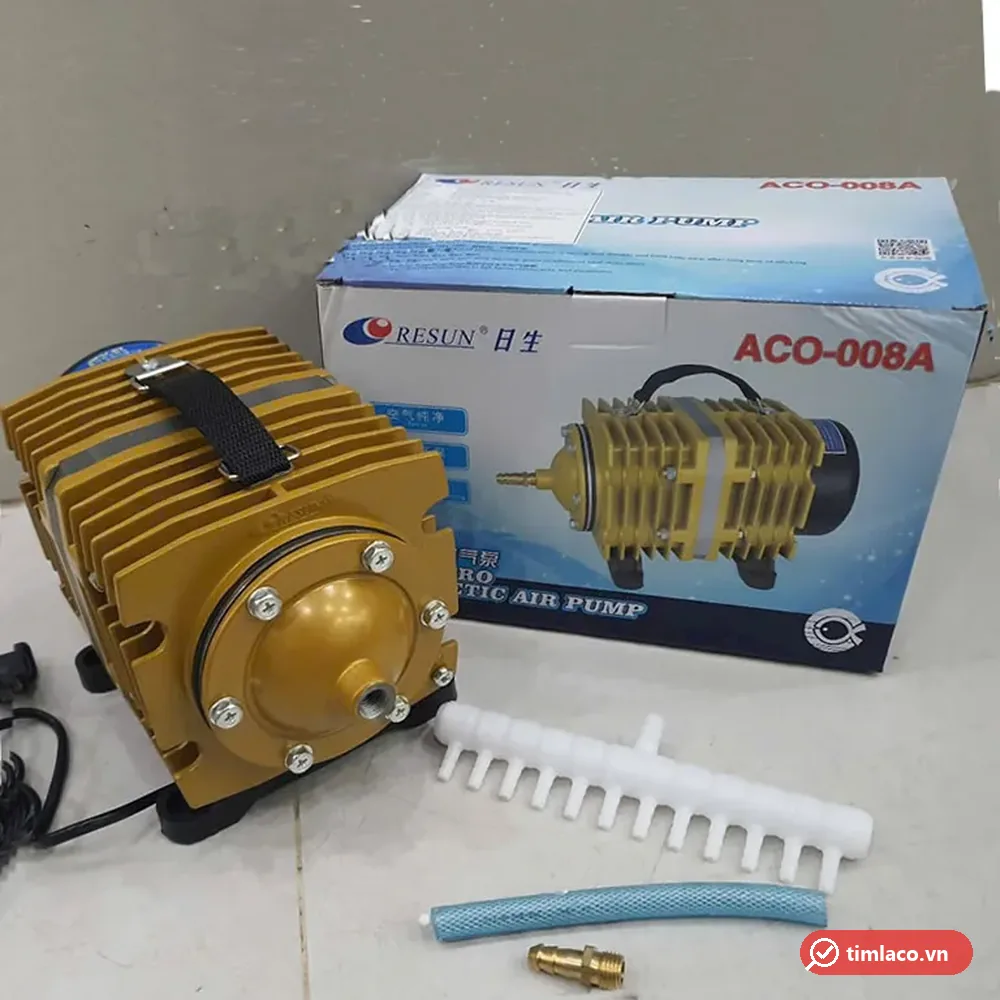 Máy thổi oxy Resun ACO-008A 160W màu vàng đồng cạnh hộp in mã ACO-008A và bộ chia khí
