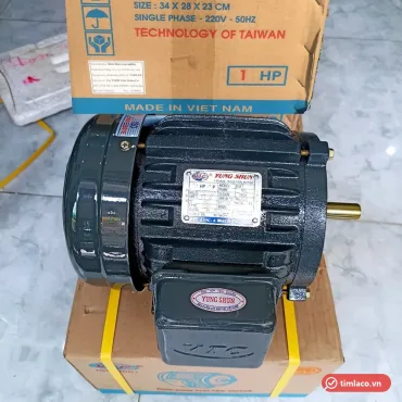Motor VTC Yung Shun 1HP 1 pha m&agrave;u x&aacute;m đặt tr&ecirc;n th&ugrave;ng h&agrave;ng, th&ugrave;ng in 1 HP, 220V &ndash; 50Hz, 34 x 28 x 23 cm