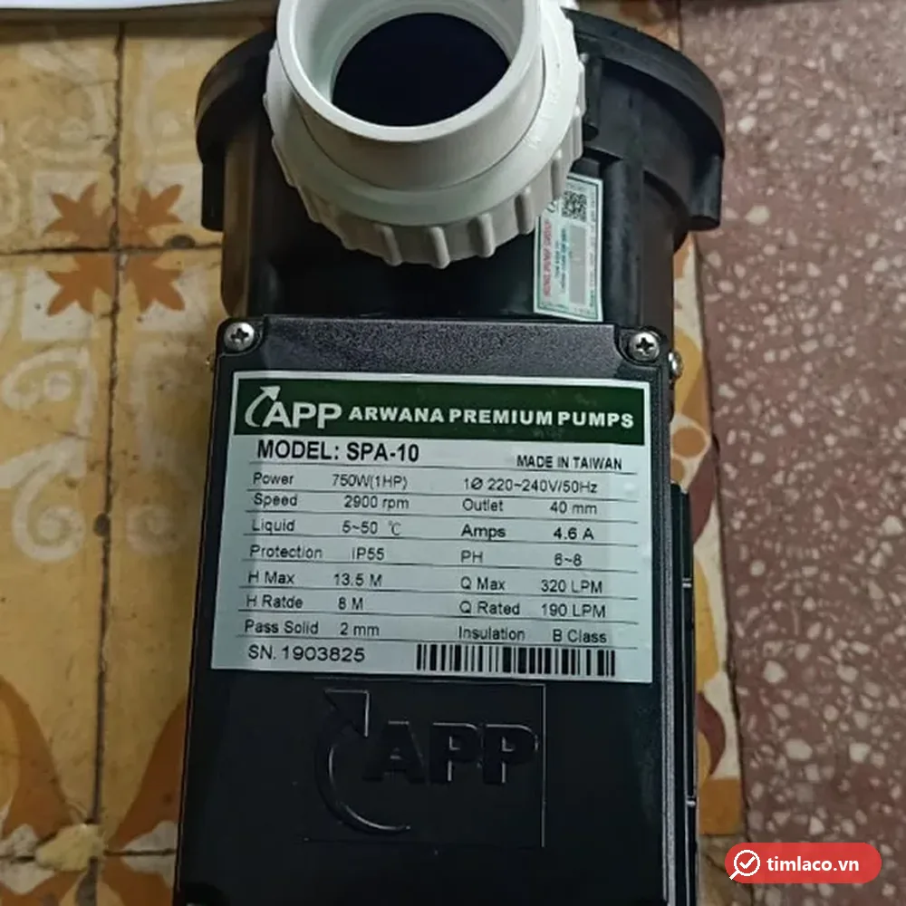 Nhãn thông số máy bơm APP SPA-10: 750W 1HP, 1 pha 220-240V, cổng xả 40 mm, định mức 8 m - 190 lít/phút