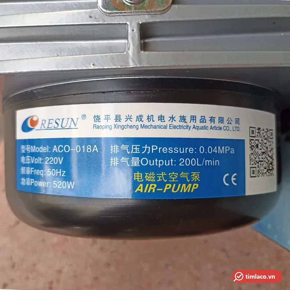 Tem nhãn hãng trên máy thổi oxy Resun ACO-018A ghi 520W, 0.04MPa, 200L/min