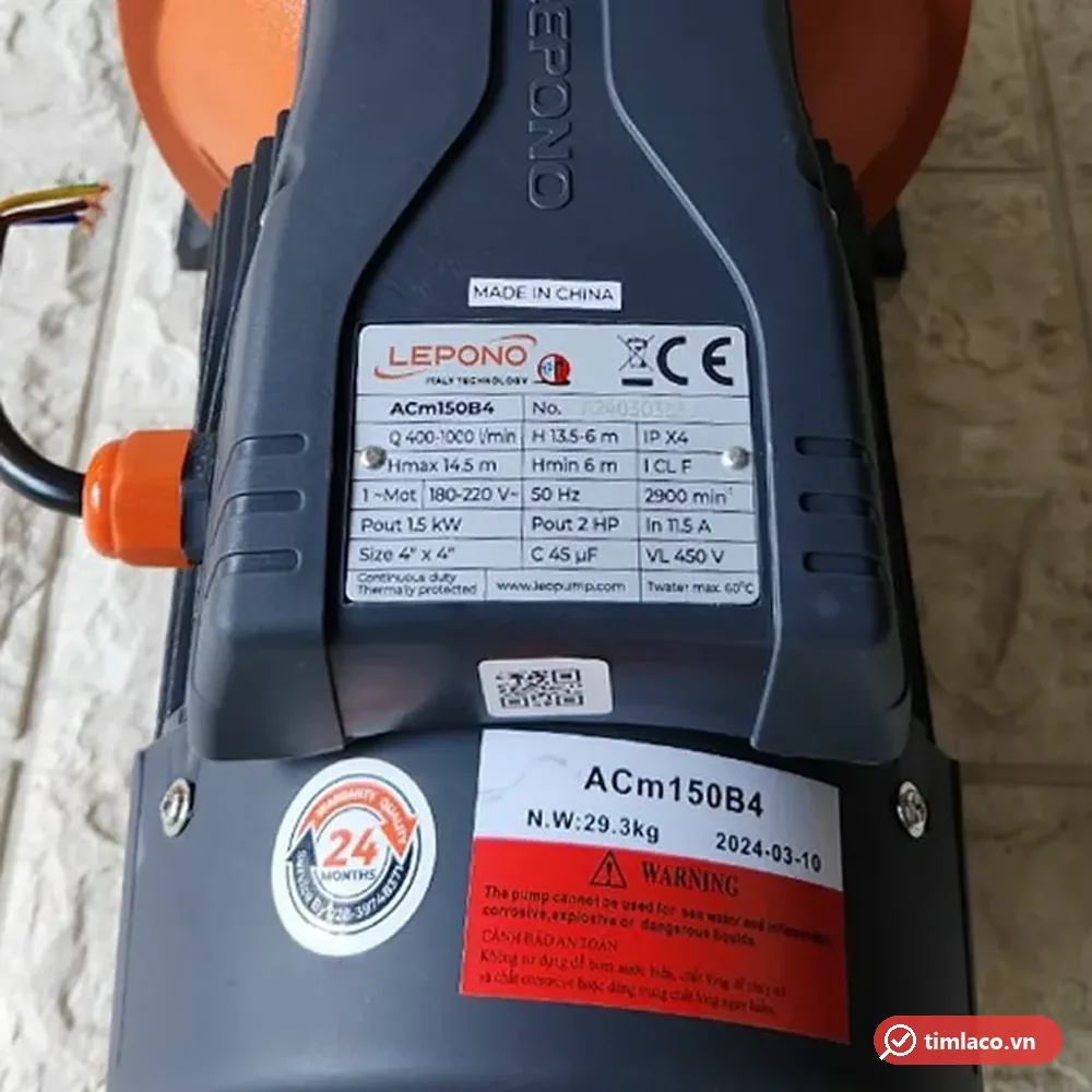 Tem nhãn máy bơm Lepono ACm150B4: 1,5 kW, 2HP, lưu lượng 400 – 1000 lít/phút, cột áp 13,5 – 6 m, họng 4 inch