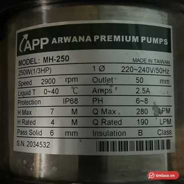 Tem thông số máy bơm APP MH-250 trên vỏ inox: 250W 1/3HP, 220-240V, cột áp định mức 4 m, lưu lượng 190 lít/phút